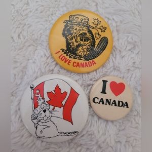 Vintage Pins: Bundle of Canada Love Buttons
